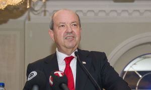 tatar londra da konustu kibris ta artik iki ayri devlet vardir yerelin sesi genelin yansimasi