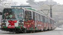 Bursa’da yeni yıl coşkusu nostaljik tramvayla yaşanıyor